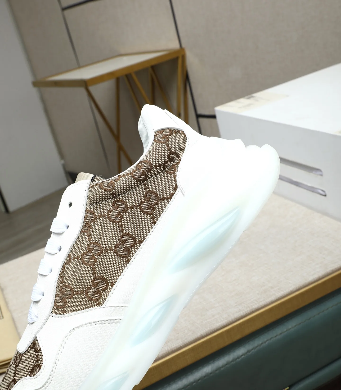 Men's shoes💰440 GUCCI🔍🔍Latest spring style On sale at the same time at the counter, original calfskin imported from Italy, genuine leather lining, (high-end, luxury, and class) exquisite workmanship, soles: original soles specially provided by the original factory, ⚠Exclusive double-layer movable molded soles are super comfortable⚠, real photos🎬The real ones are better🔍🔍"High quality·Follow the order" code number 38-44